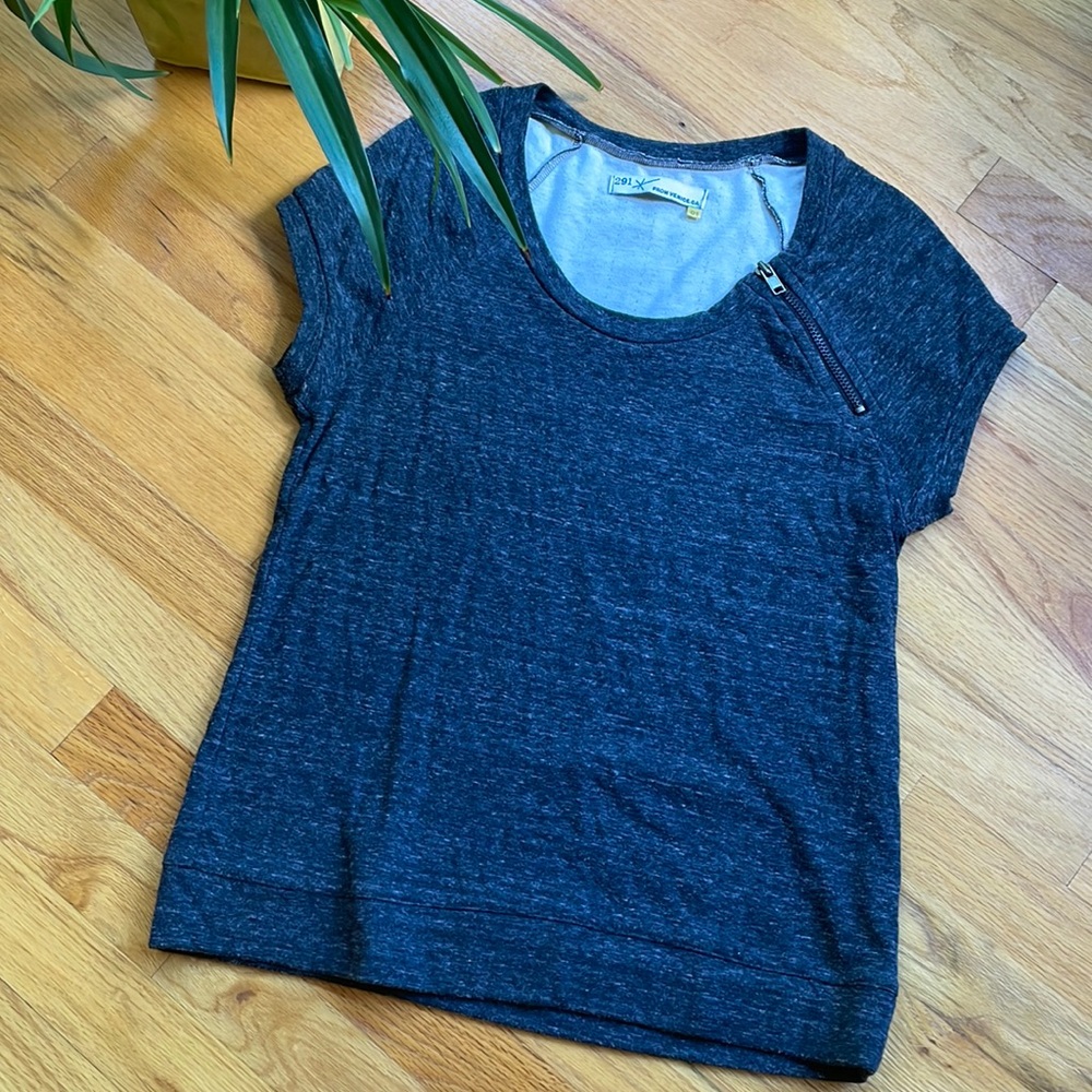 Designer jersey tee with zipper detail